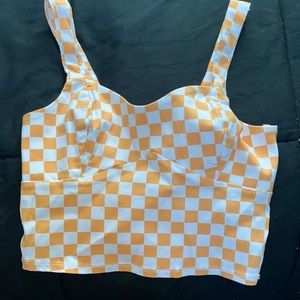 Size xs checkered tank top (Hollister) (Never worn new with tag)